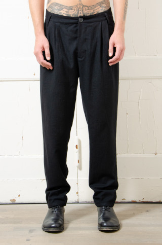 Hannibal. trousers heere 200.