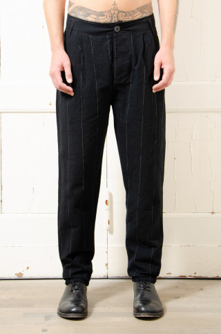 Hannibal. trousers heere 200.