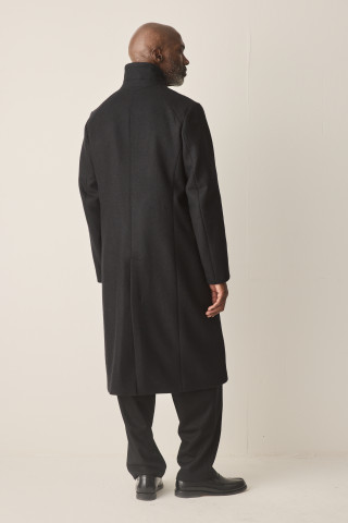 Hannibal. Coat Runa 115.