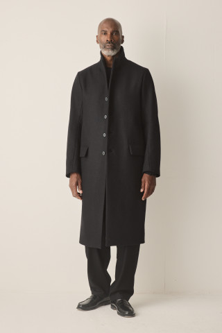 Hannibal. Coat Runa 115.