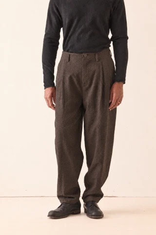 Hannibal. Trousers Hamza 239.