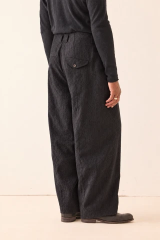 Hannibal. Trousers Hans 240.