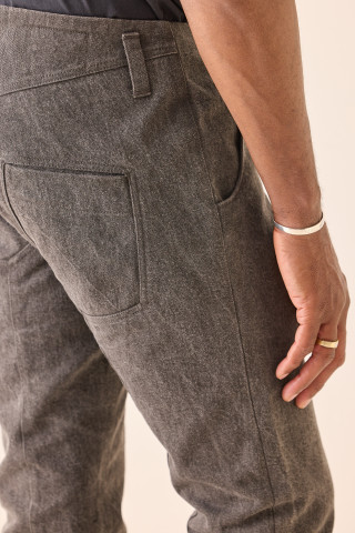 Hannibal. Trousers Holden 204.