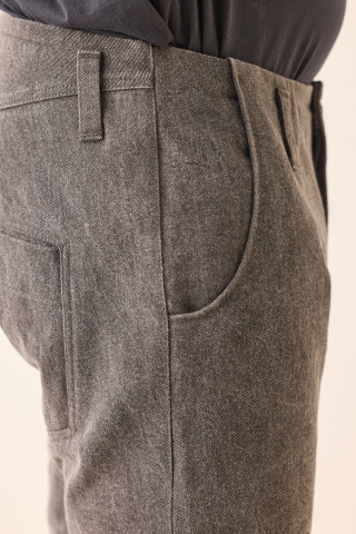 Hannibal. Trousers Holden 204.